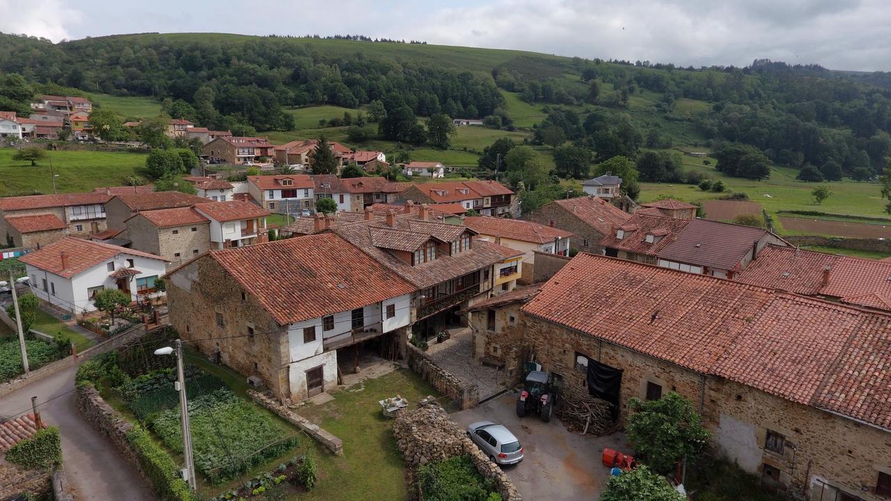 Apartamentos Rurales Pedredo Arenas de Iguña エクステリア 写真